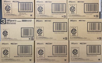 買取した輸送箱入りS.H.Figuarts仮面ライダーシリーズ